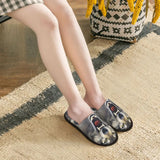 CHAUSSONS LOUP FÉROCE